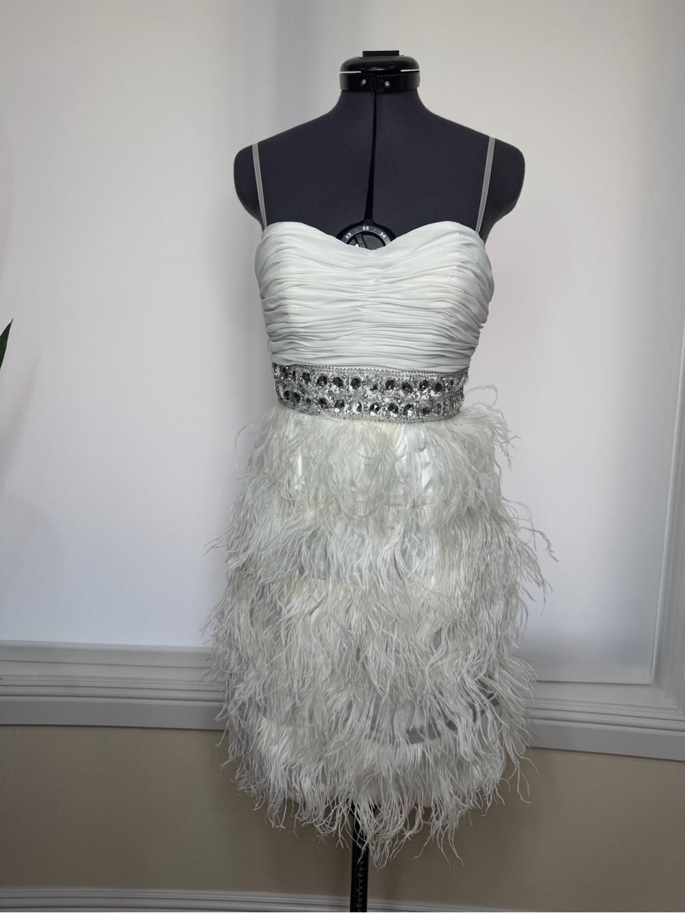 Strapless White Feather Cocktail Dress with Jeweled Waist